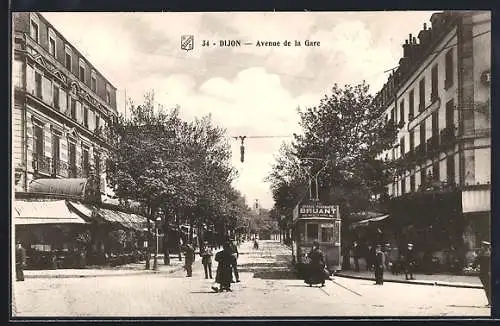 AK Dijon, Avenue de la Gare, Strassenbahn