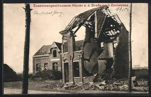 AK Zonnebeke, Zusammengeschossene Häuser an der Strasse nach Zonnebeke