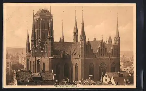 AK Danzig / Gdansk, Aussenansicht der Marienkirche