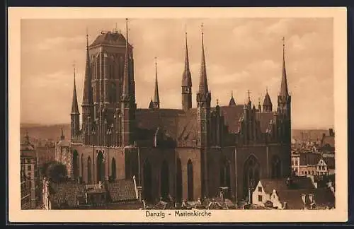 AK Danzig / Gdansk, Teilansicht mit Marienkirche