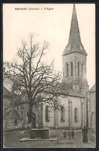 AK Seilhac, L`Église et arbre devant la facade