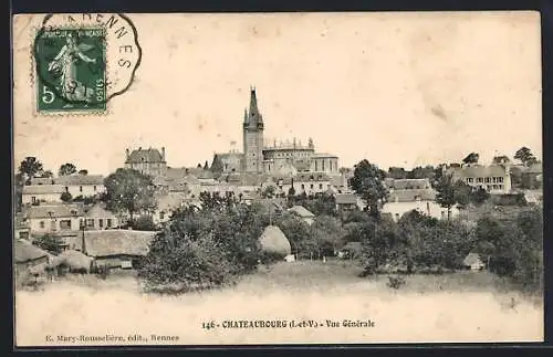 AK Châteaubourg, Vue générale de la ville et de son église majestueuse