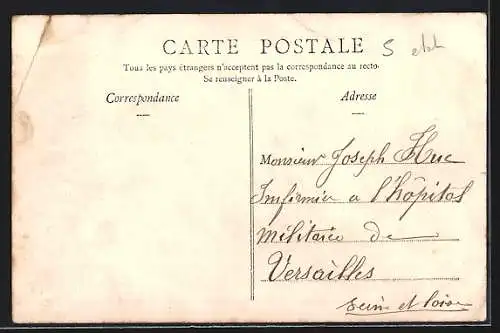 AK Caradeuc, Entrée principale du Château (Poterie) au comte de Kernier