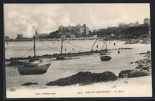 AK Saint-Lunaire, Le Port avec vue sur la plage et bâtiments en arrière-plan