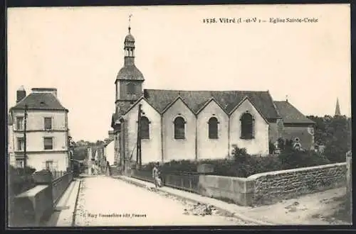 AK Vitré, Église Sainte-Croix et rue adjacente