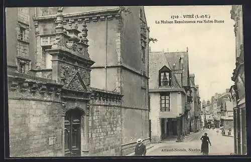 AK Vitré, La Maison Renaissance rue Notre-Dame