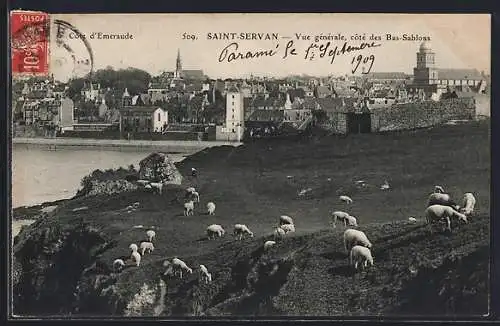 AK Saint-Servan, Vue générale côté des Bas-Sablons avec pâturage de moutons