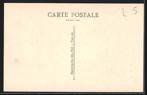 AK Vitré, La Tour d`Enbas et anciens remparts de la ville