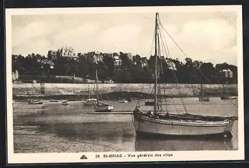 AK Saint-Briac, Vue générale des villas et bateaux sur l`eau