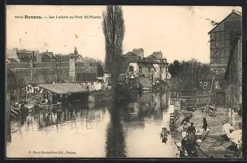 AK Rennes, les Lavoirs au Pont St-Martin