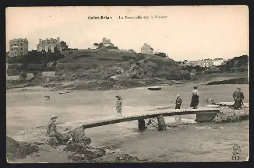 AK Saint-Briac, La Passerelle sur le Frémur