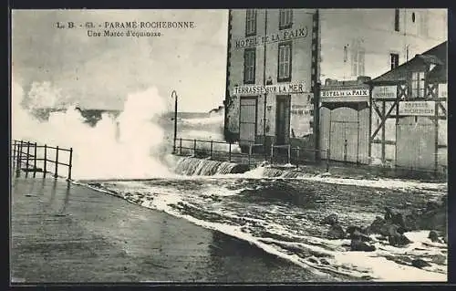 AK Paramé-Rochebonne, Une marée d`équinoxe à l`Hôtel de la Paix et terrasse sur la mer