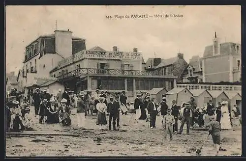 AK Paramé, Plage et Hôtel de l`Océan avec baigneurs et cabines de plage