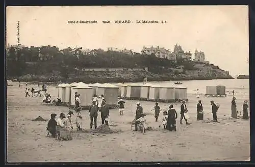 AK Dinard, La Malouine avec tentes de plage et promeneurs sur la Côte d`Émeraude