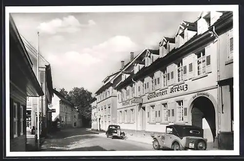 AK Gernsbach im Murgtal, Gasthof zum Goldenen Kreuz, Aussenansicht