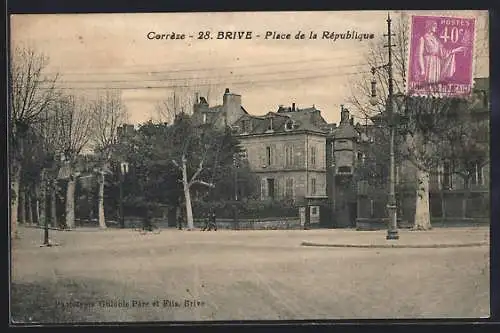 AK Brive, Place de la République et bâtiments historiques adjacents