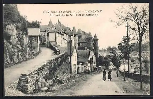 AK Uzerche, Entrée de la Ville et le Château