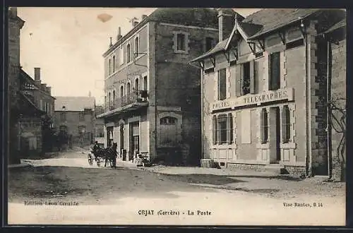 AK Objat, La Poste et rue animée avec calèche