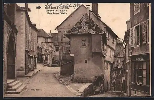 AK Donzenac, Entrée de l`église Rue Basse Vialle