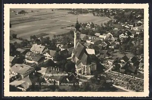 AK St. Georgen im Attergau, Teilansicht mit Kirche, Fliegeraufnahme