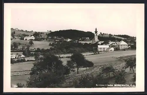 AK Münzbach /O. Ö., Ortsansicht mit Kirche