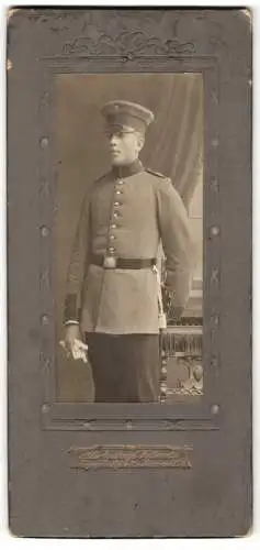 Fotografie Alex. Wendnagel, Heilbronn a. N., junger Soldat in Uniform mit Bajonett und Portepee