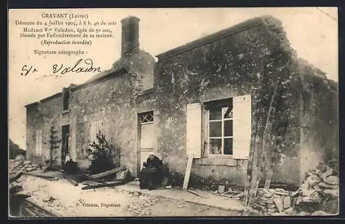 AK Cravant, Desastre 4 Juillet 1905, Madame Vve Valadon blessee par l`effondrement de sa maison