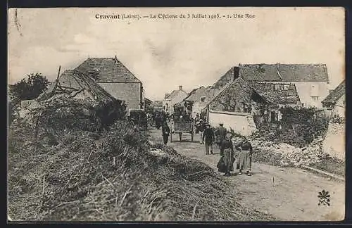 AK Cravant, Le Cyclone 1905, Une Rue, Strassenpartie