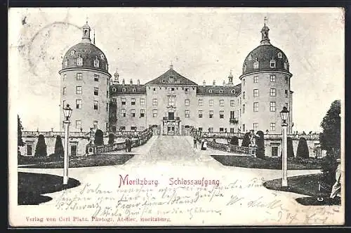 AK Moritzburg / Sachsen, Schlossaufgang mit Schloss