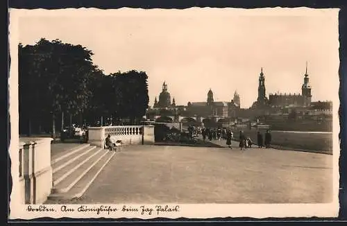 AK Dresden-Neustadt, Am Königsufer beim Jap. Palais