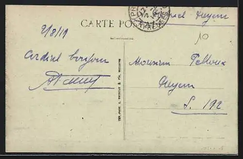 AK Prades, L`église et les habitants devant l`entrée