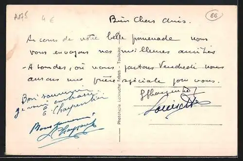 AK Mont-Louis, La Place avec la Porte de France en arrière-plan
