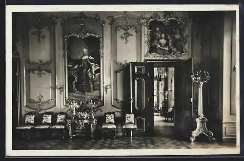 AK Rudolstadt, Schloss Heidecksburg, Blick in den Grünen Saal