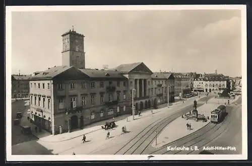 AK Karlsruhe i. B., Platz mit Strassenbahn