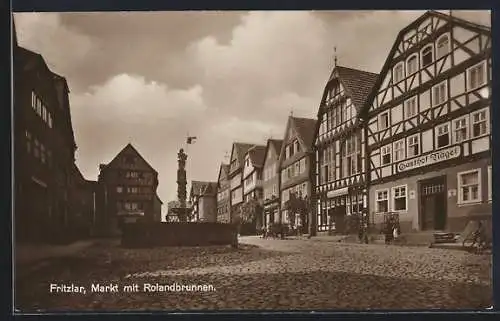 AK Fritzlar, Markt mit Gasthof Nägel und Rolandbrunnen