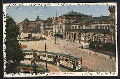 AK Hannover, Am Bahnhof mit wartender Strassenbahn