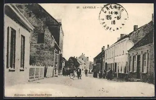 AK Leysele, La rue de Beveren, Strassenpartie