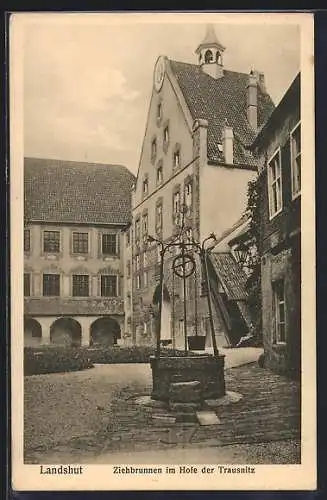 AK Landshut, Ziehbrunnen im Hofe der Trausnitz