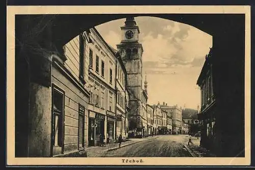 AK Trebon, Durchblick zum Uhrturm