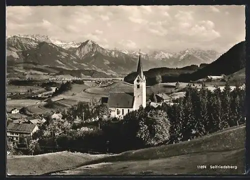 AK Seifriedsberg, Ortsansicht mit Blick aufs Gebirge