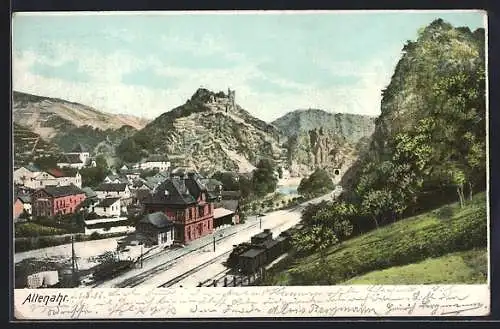 AK Altenahr, Teilansicht mit Bahnhof und Burg aus der Vogelschau