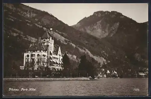 AK Vitznau, Park-Hotel, vom Wasser gesehen