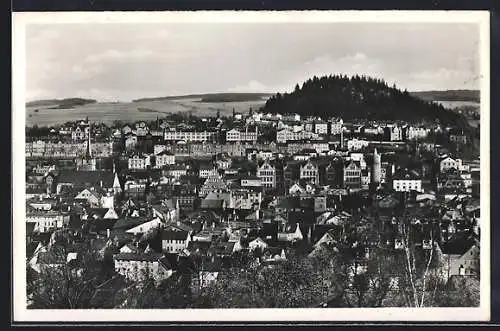 AK Pössneck, Ortsansicht mit Blick zur Altenburg