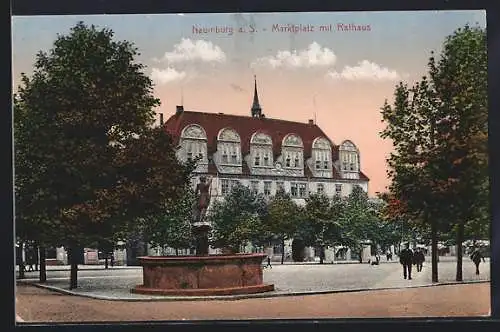 AK Naumburg a. S., Marktplatz mit Brunnen und Rathaus