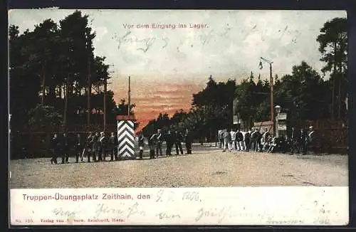 AK Zeithain, Truppen-Übungsplatz, Vor dem Eingang ins Lager