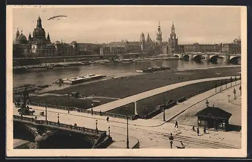 AK Dresden, Carolabrücke, Blick auf Altstadt