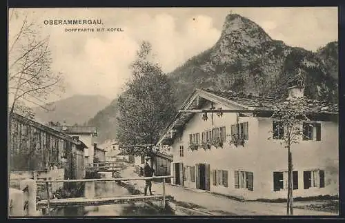 AK Oberammergau, Dorfpartie mit Kofel