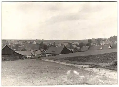 16 Fotografien Wilhelm Sturm, Ansicht Rumburg, Heimarbeit Weber mit Webstuhl & Spinnrad, Kunstblumenerzeugung u.a.