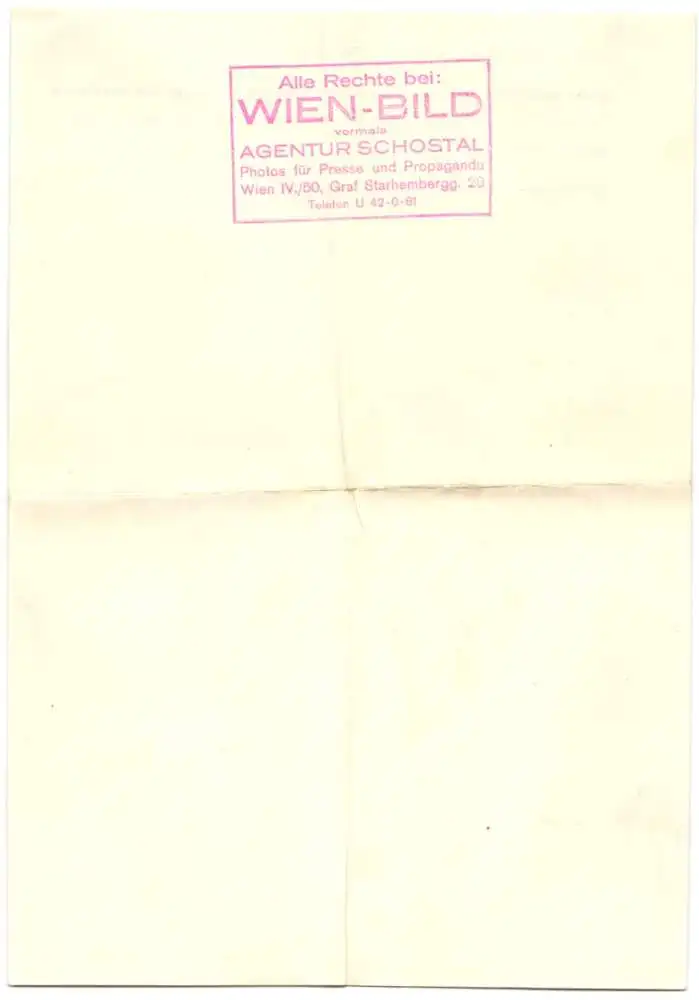 19 Fotografien Wilhelm Sturm, Ansicht Gablonz / Böhmen, Haida Glasmanufaktur, Handwerker produzieren Kristallglas u.a. 40