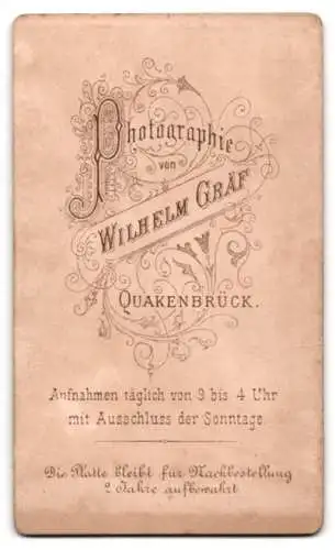 Fotografie W. Graf, Quakenbrück, drei Herren beim Skat spielen, Skat Runde